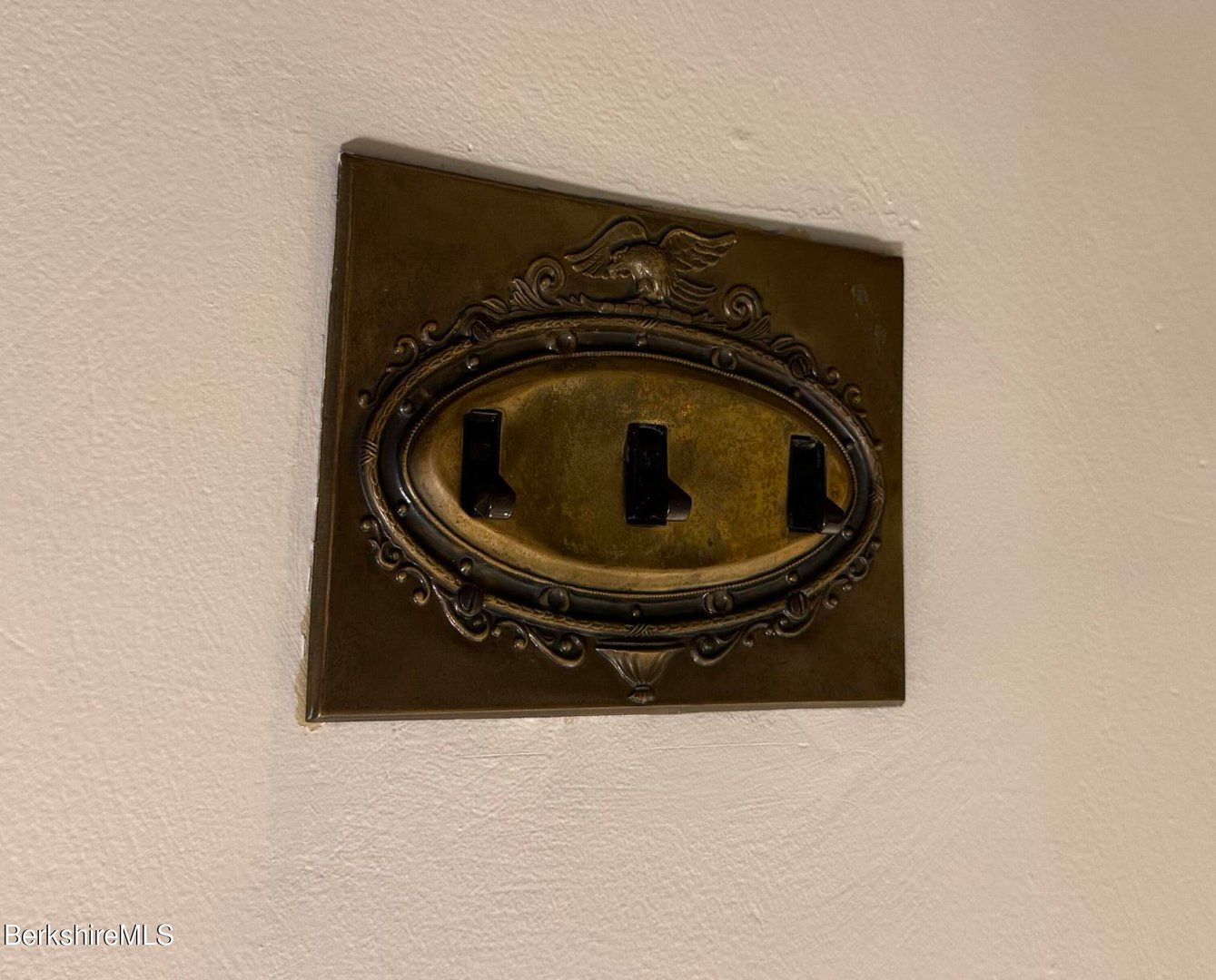 6 Beacon Hill Photo 23