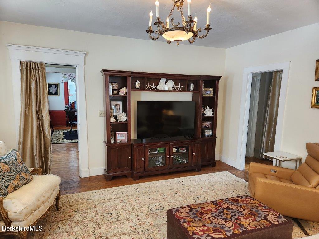 43 Church St Photo 4