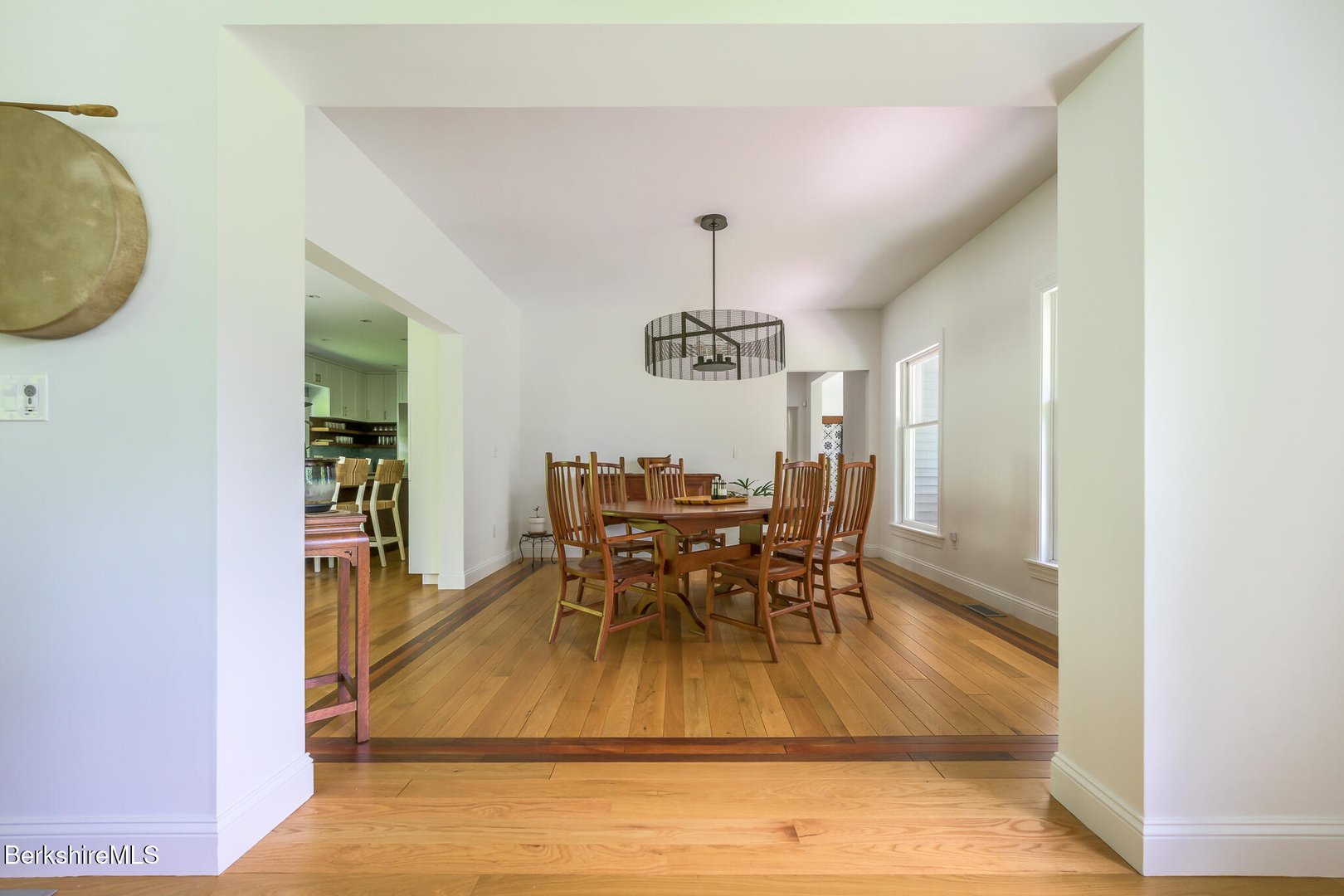 50 Old Village Rd Photo 22