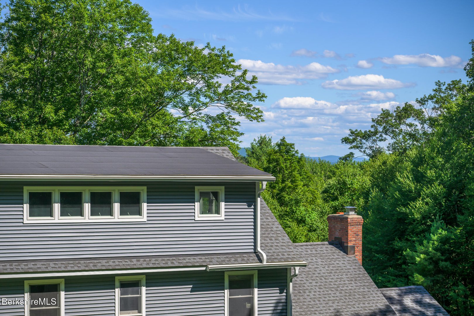 50 Old Village Rd Photo 54