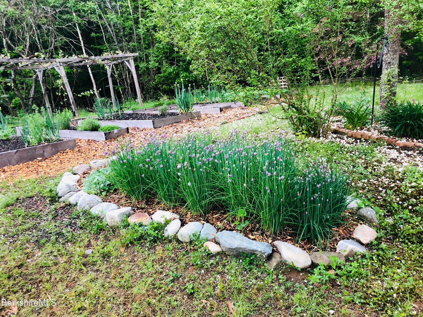 13 Jordan Rd Photo 51