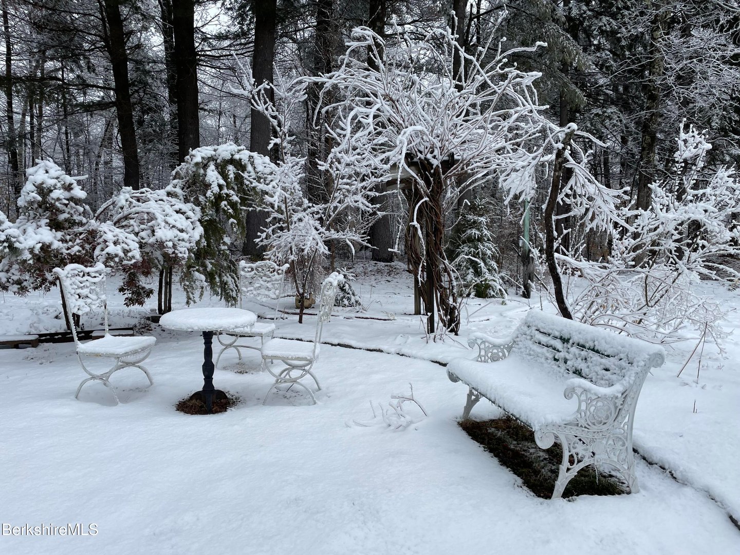 13 Jordan Rd Photo 39