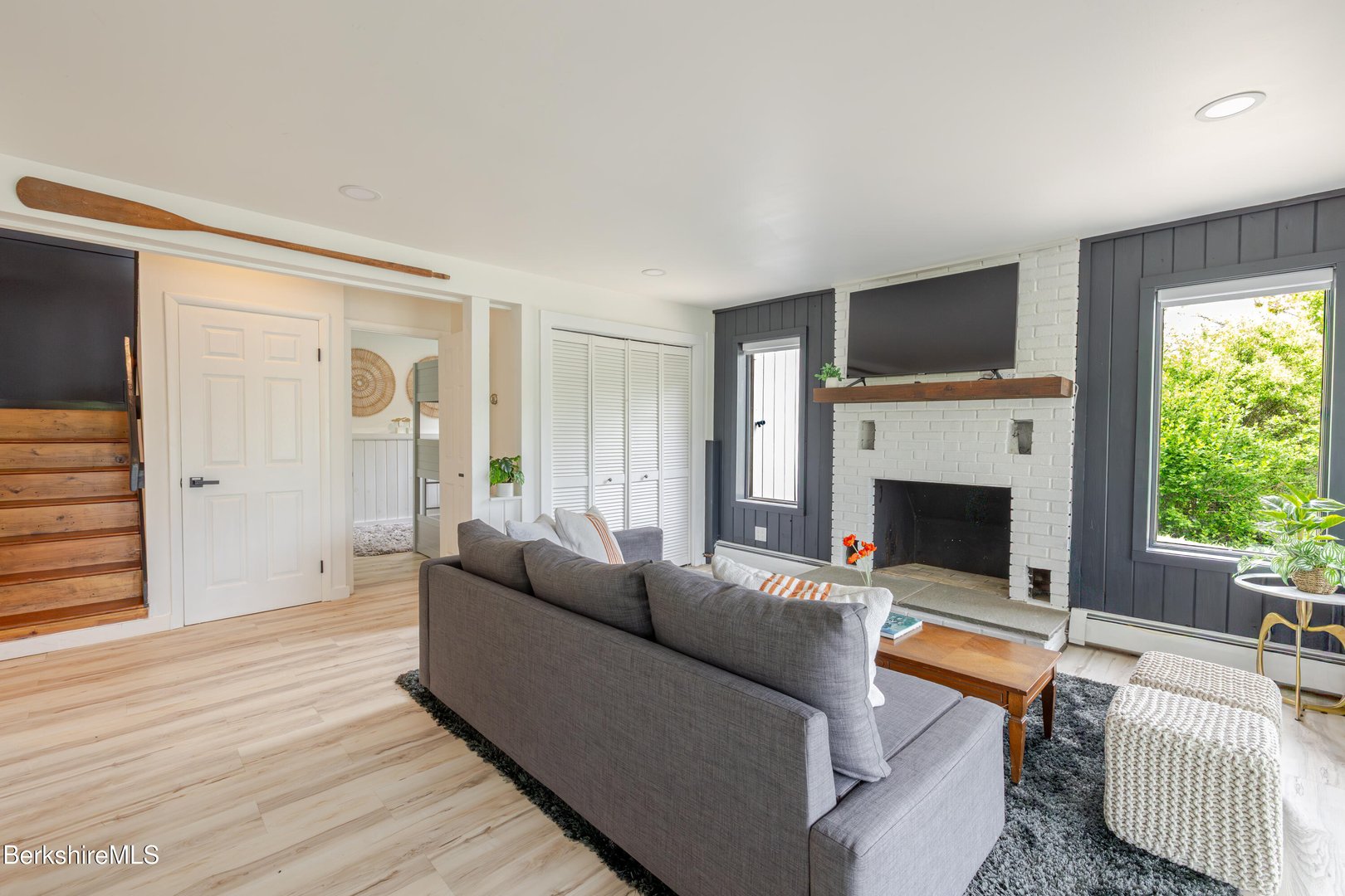 10 Buckingham Ln Photo 24