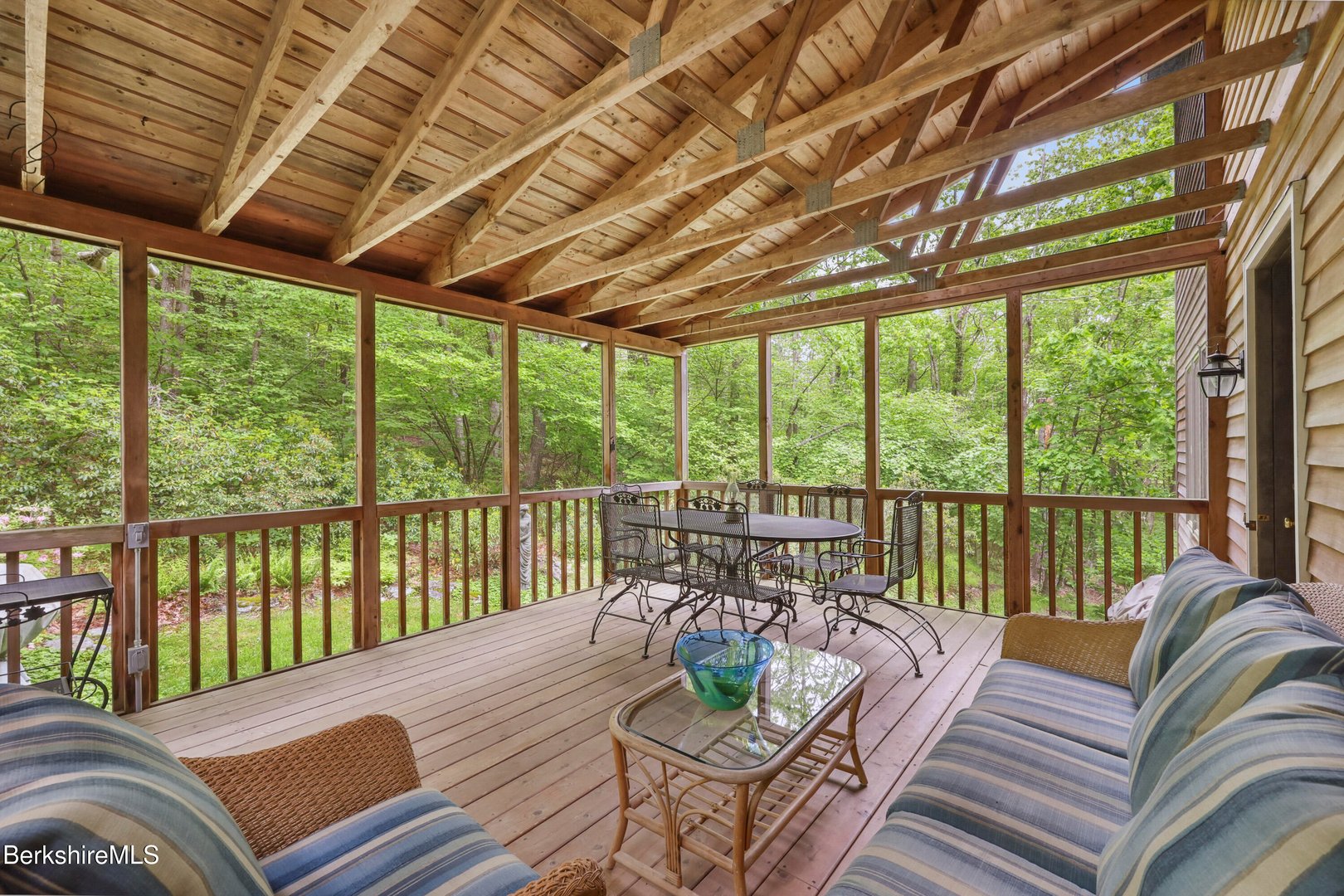 29 Old Village Rd Photo 54