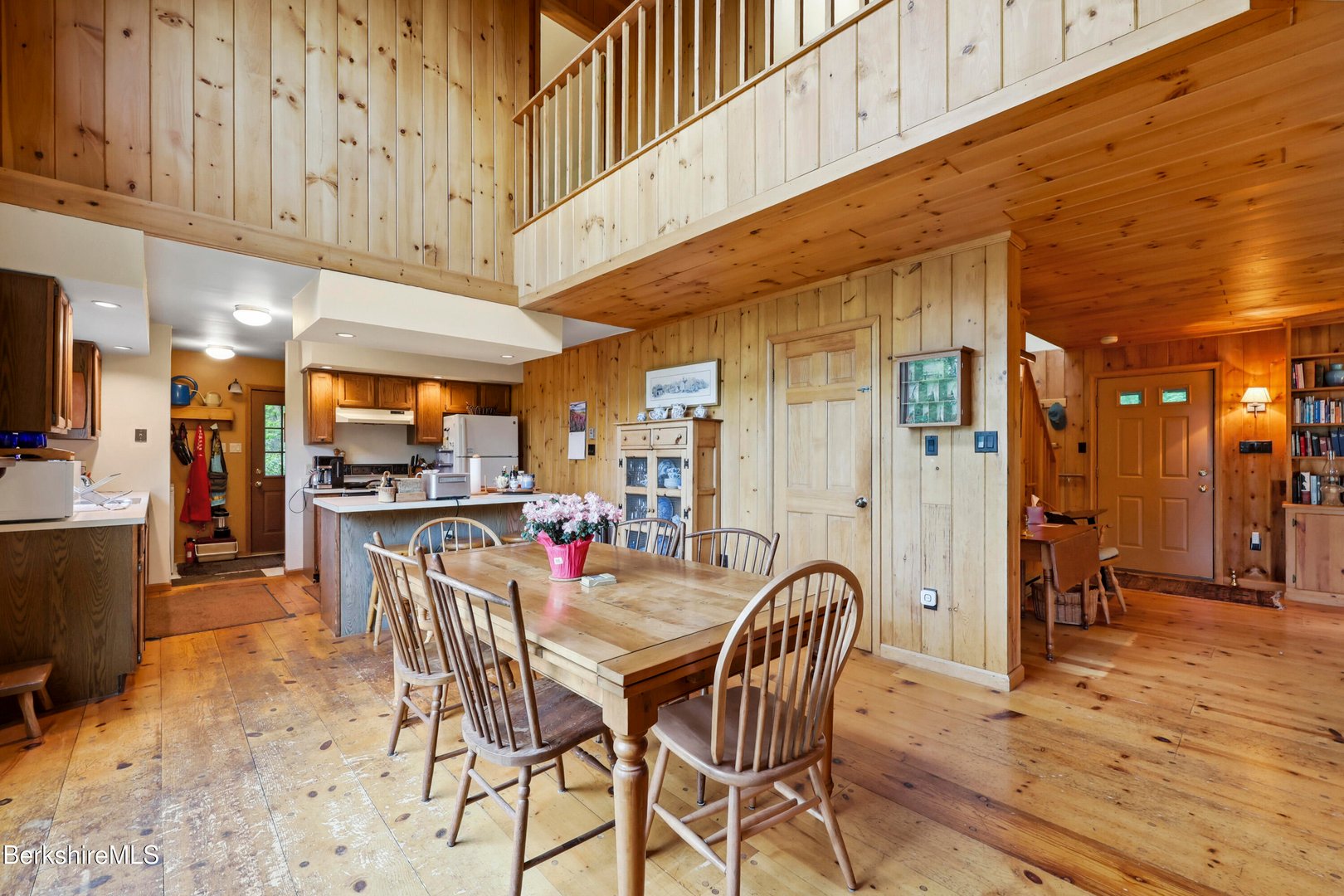 29 Old Village Rd Photo 17