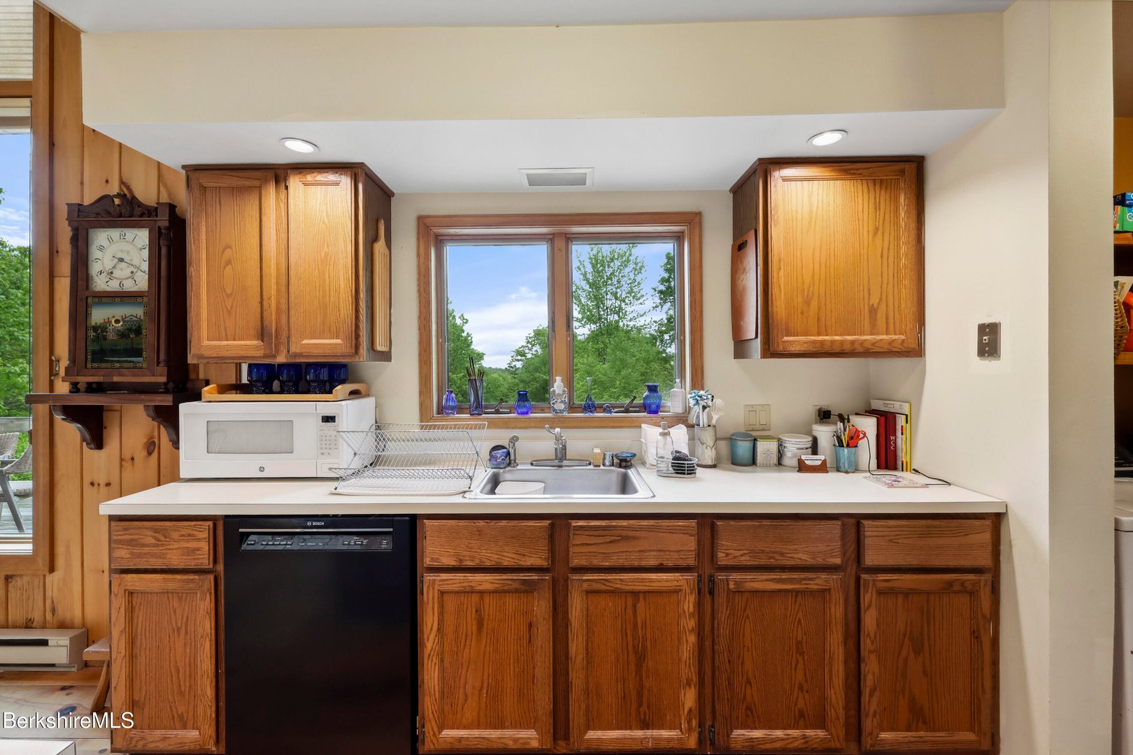 29 Old Village Rd Photo 19