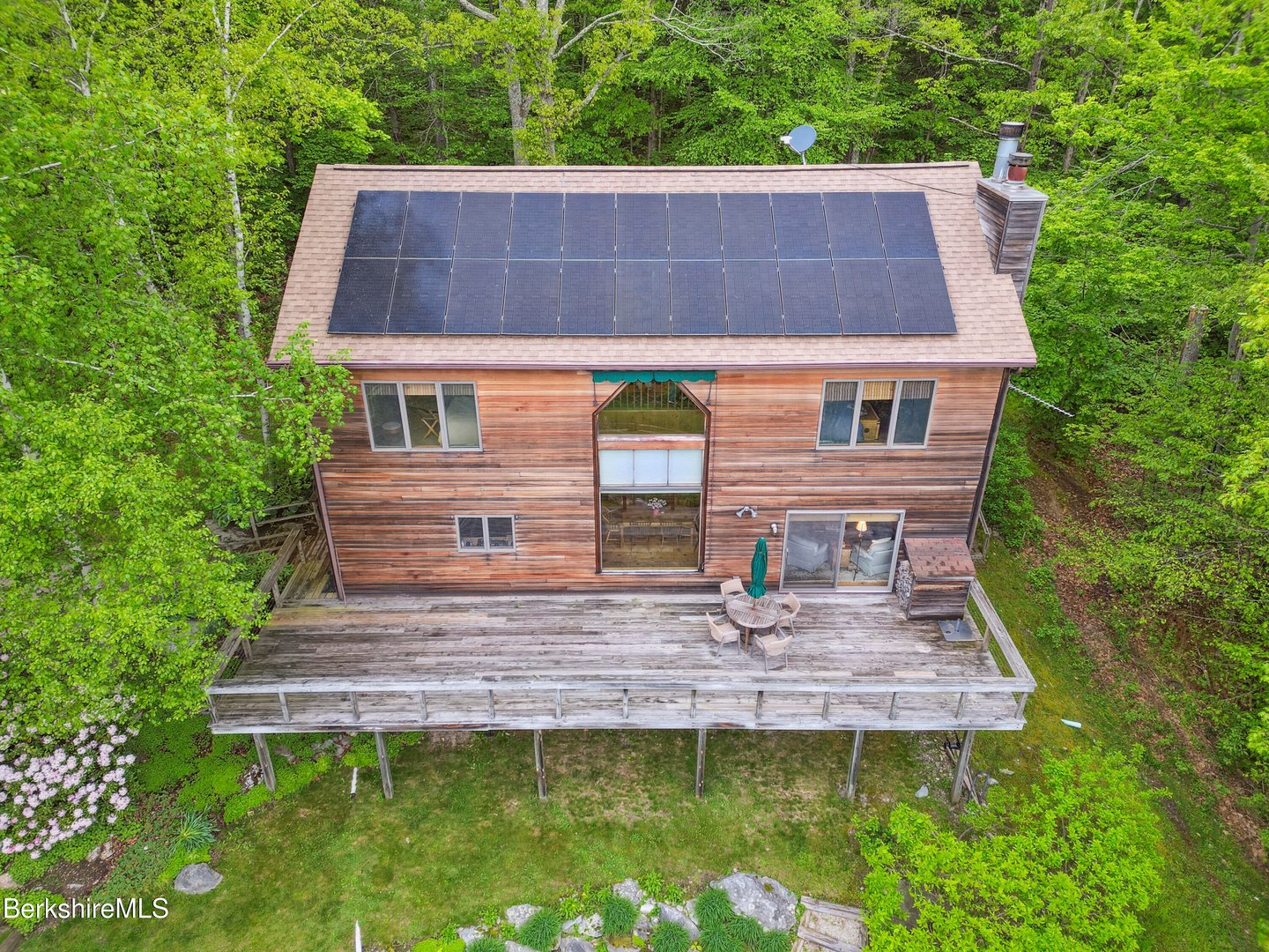 29 Old Village Rd Photo 2