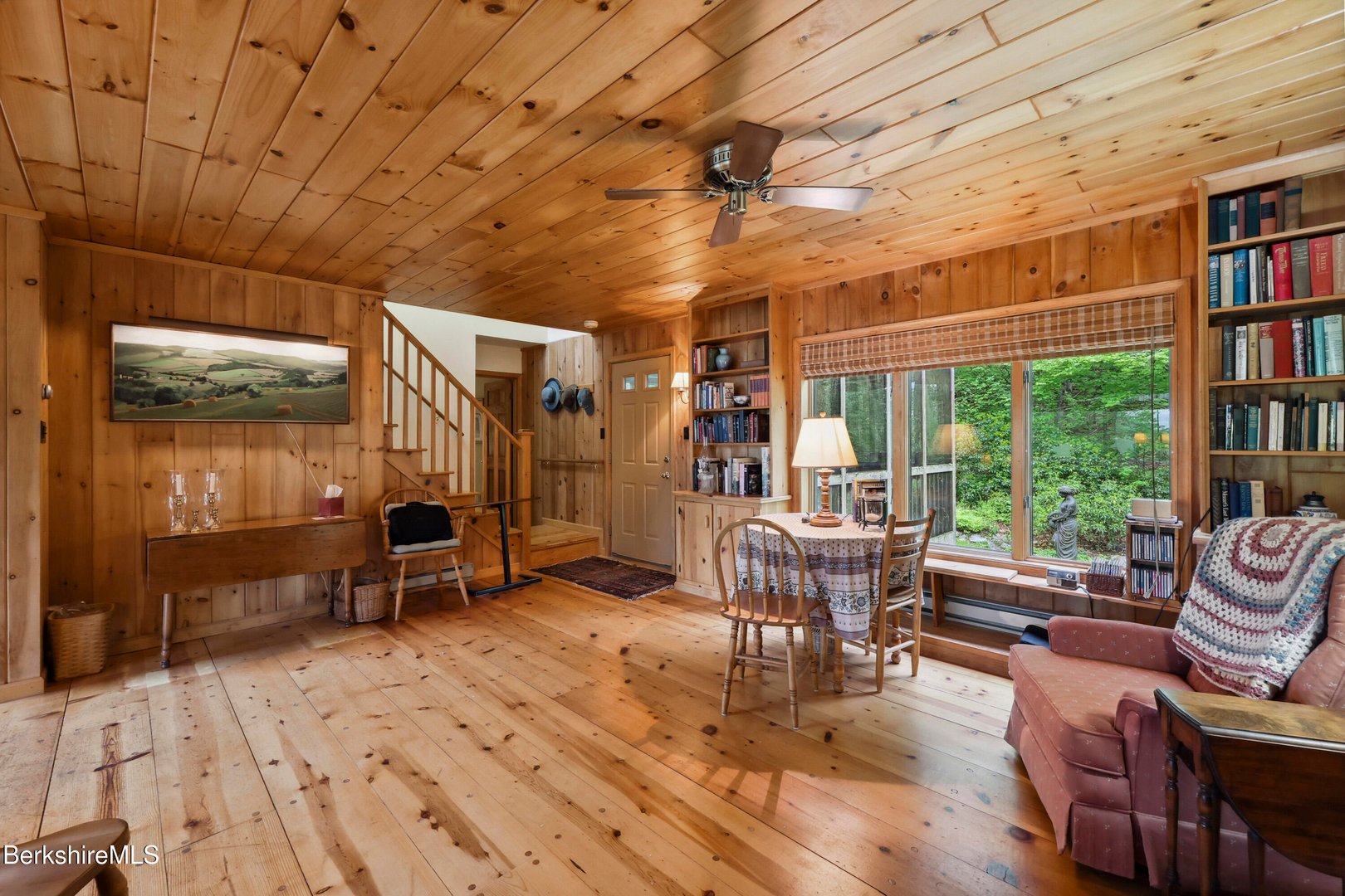 29 Old Village Rd Photo 10