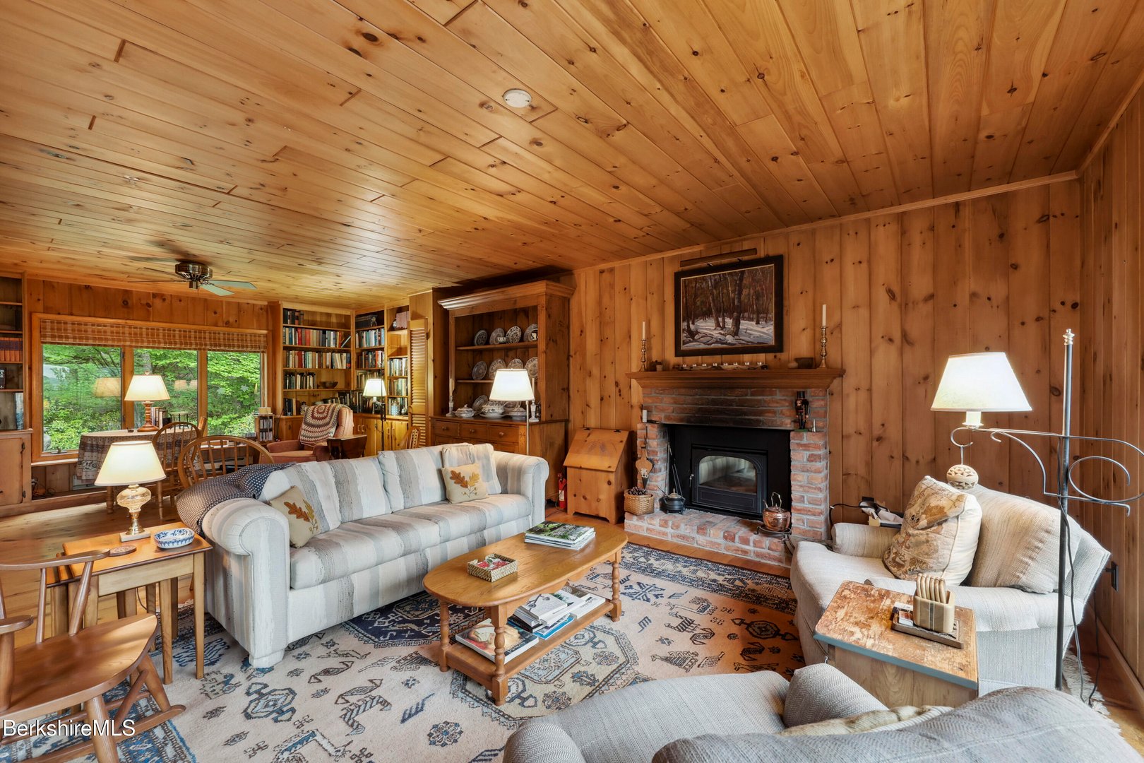 29 Old Village Rd Photo 11