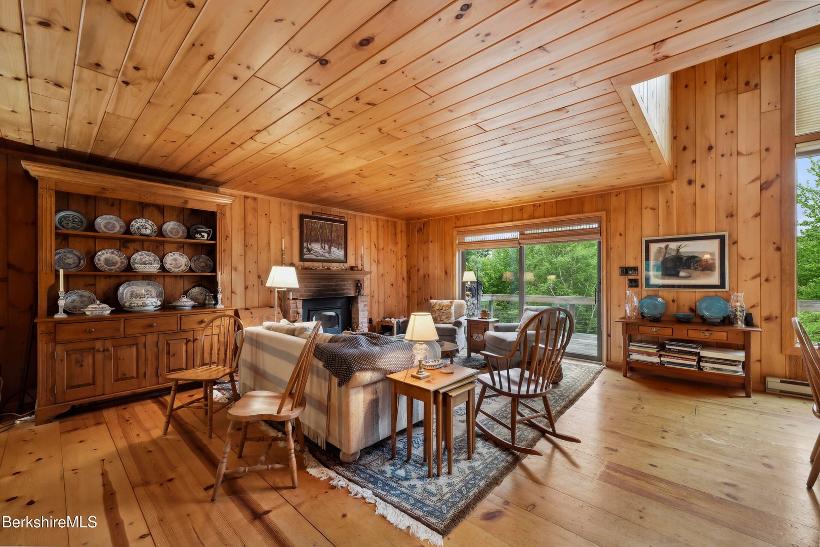 29 Old Village Rd Photo 8