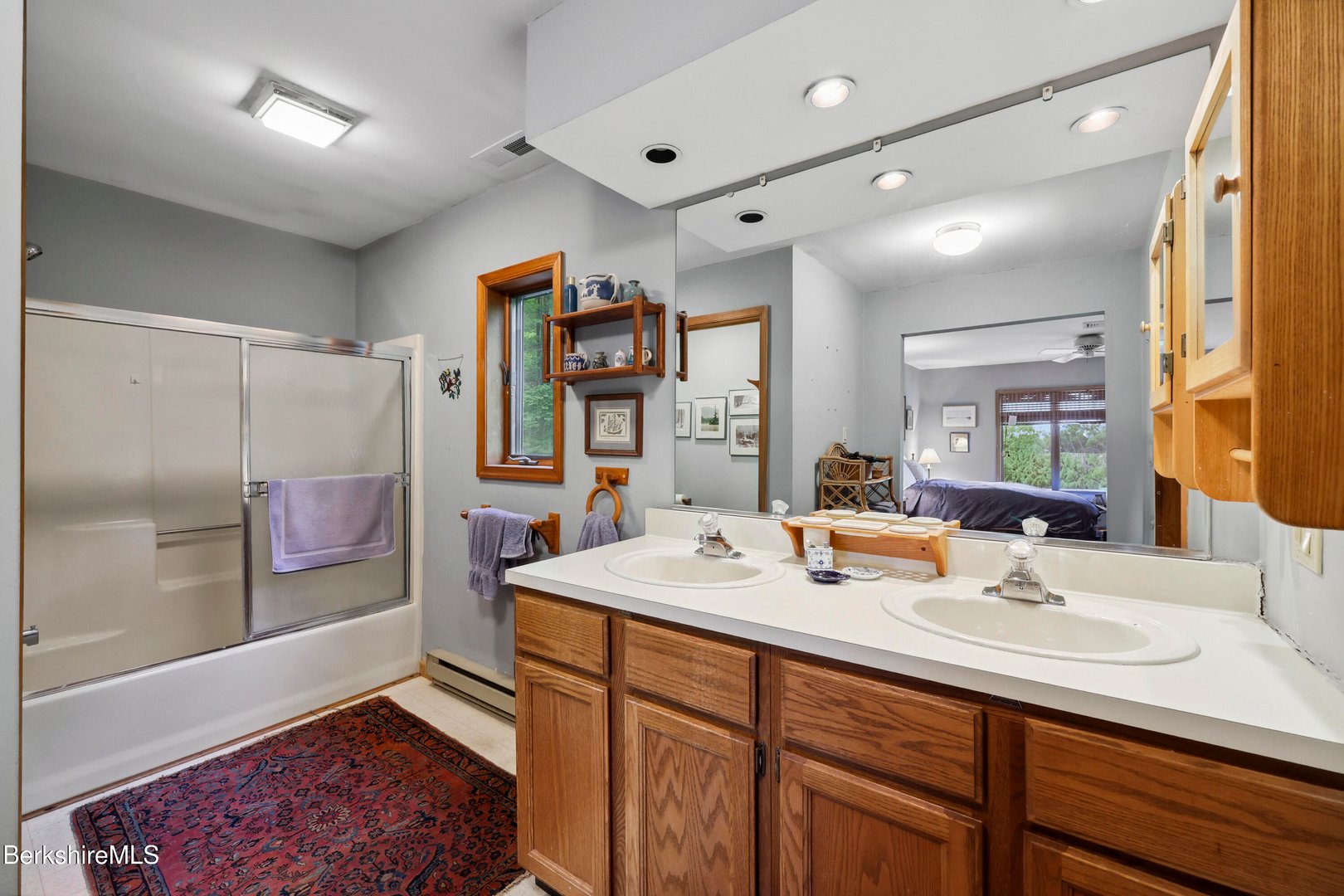 29 Old Village Rd Photo 28