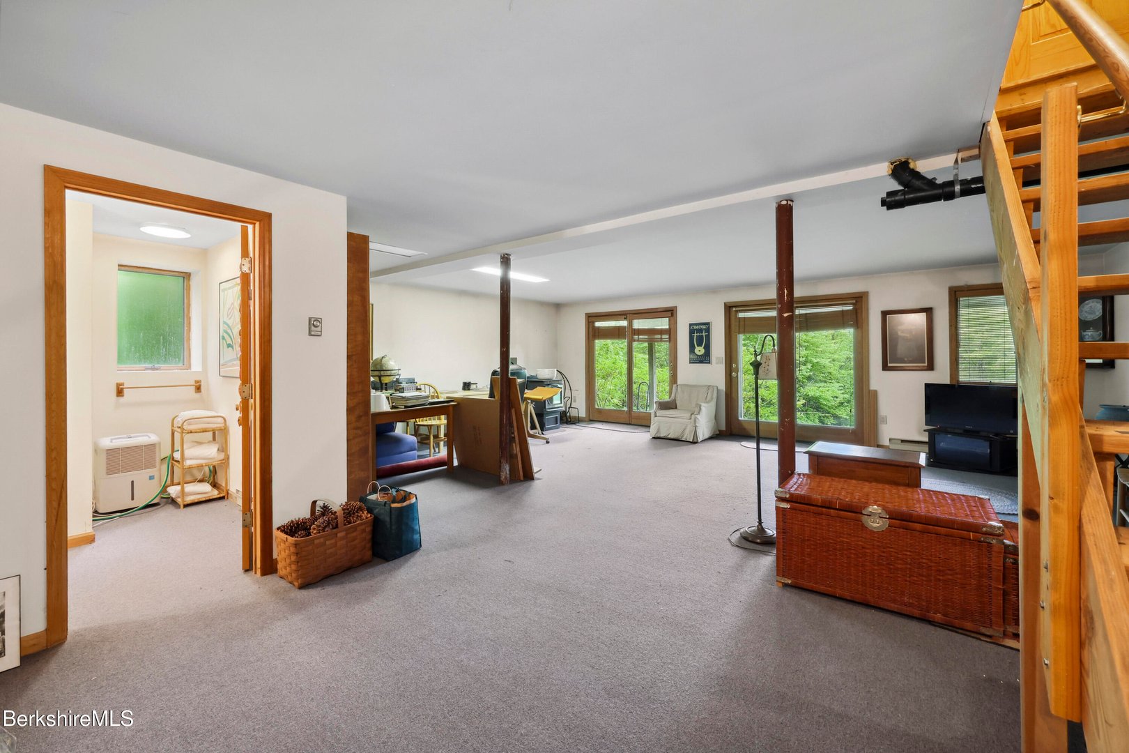 29 Old Village Rd Photo 64