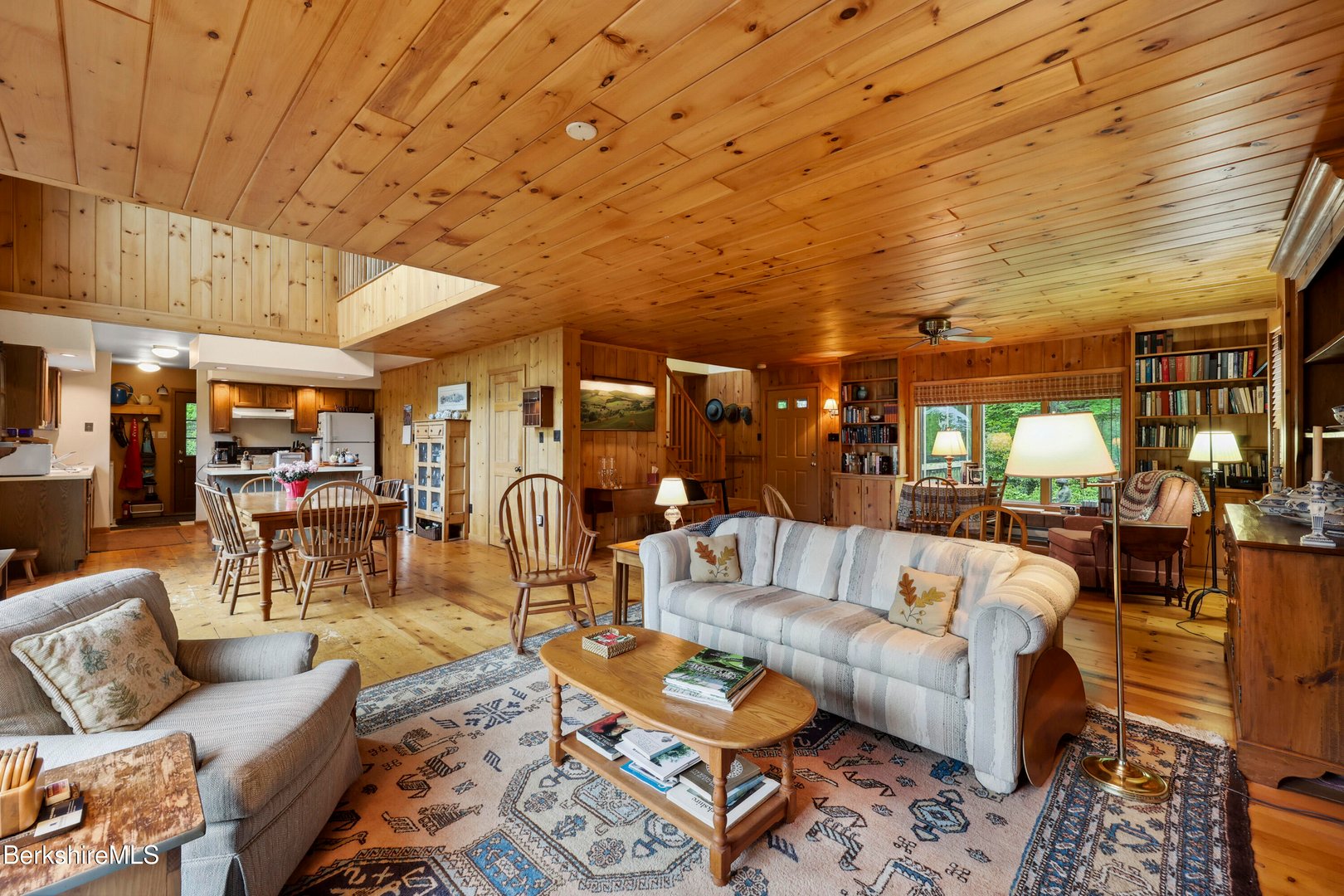 29 Old Village Rd Photo 7