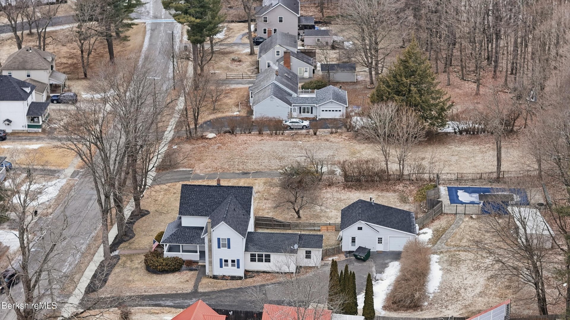 165 High St Photo 38