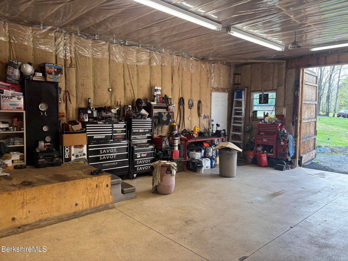 500 Loop Rd Photo 12