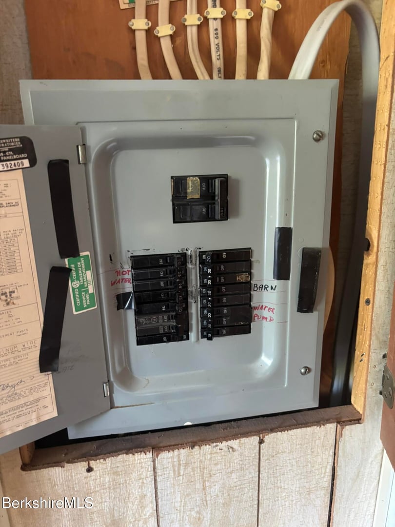 500 Loop Rd Photo 11