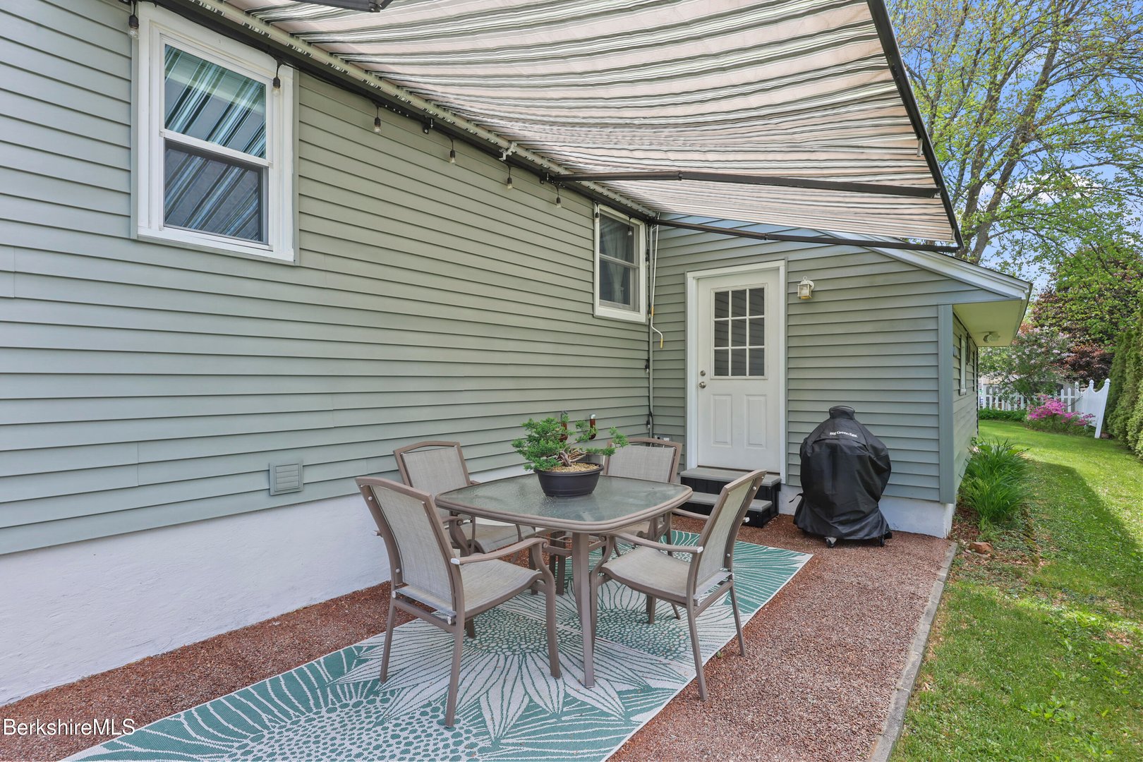 97 Morningview Dr Photo 10