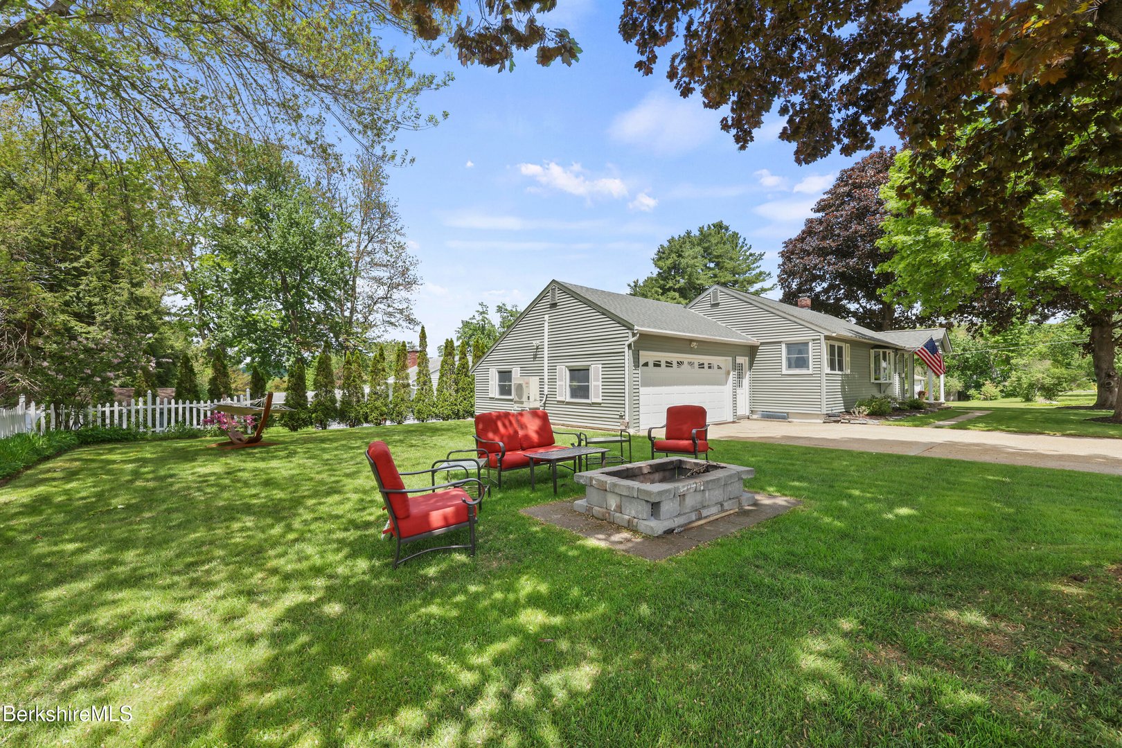 97 Morningview Dr Photo 4