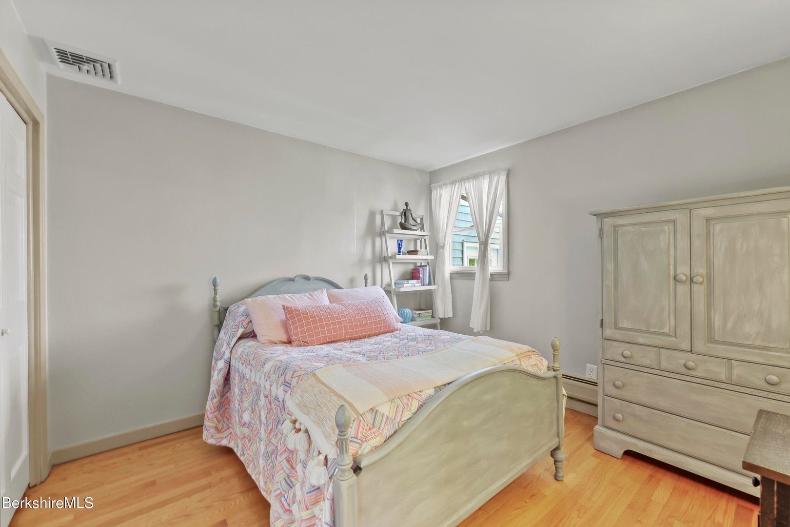 97 Morningview Dr Photo 35