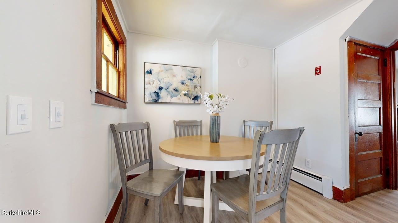 67 Carson Ave Photo 16