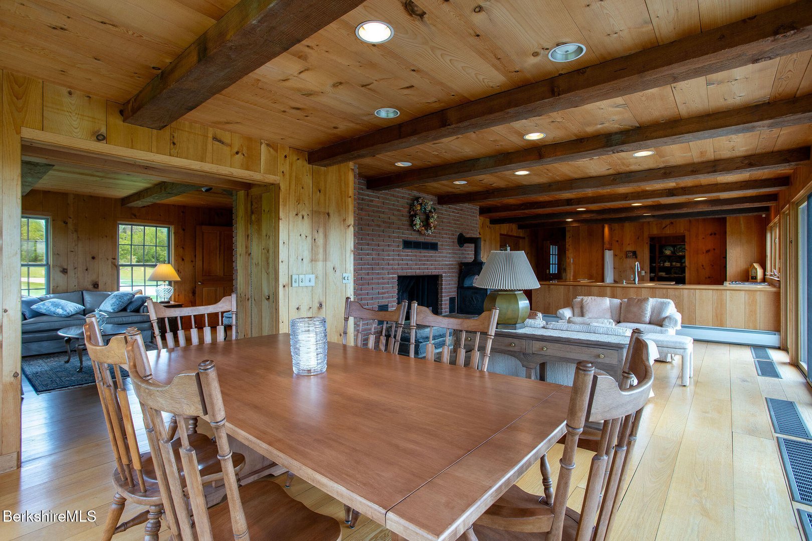408 Washington Mountain Rd Photo 16