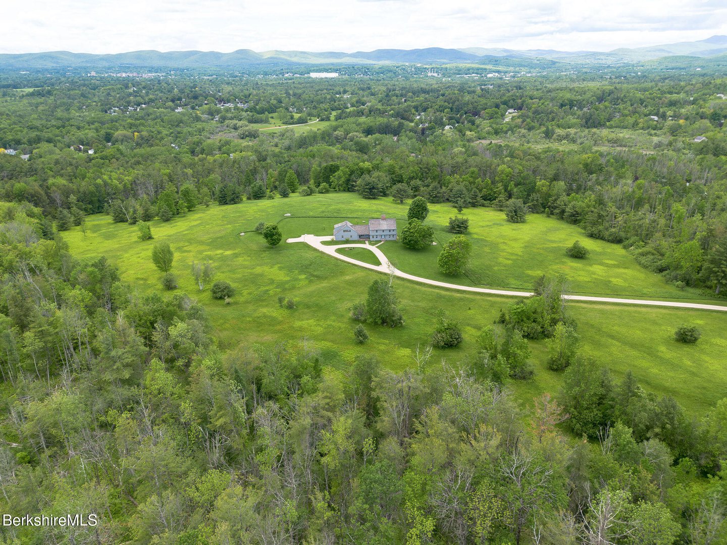 408 Washington Mountain Rd Photo 64