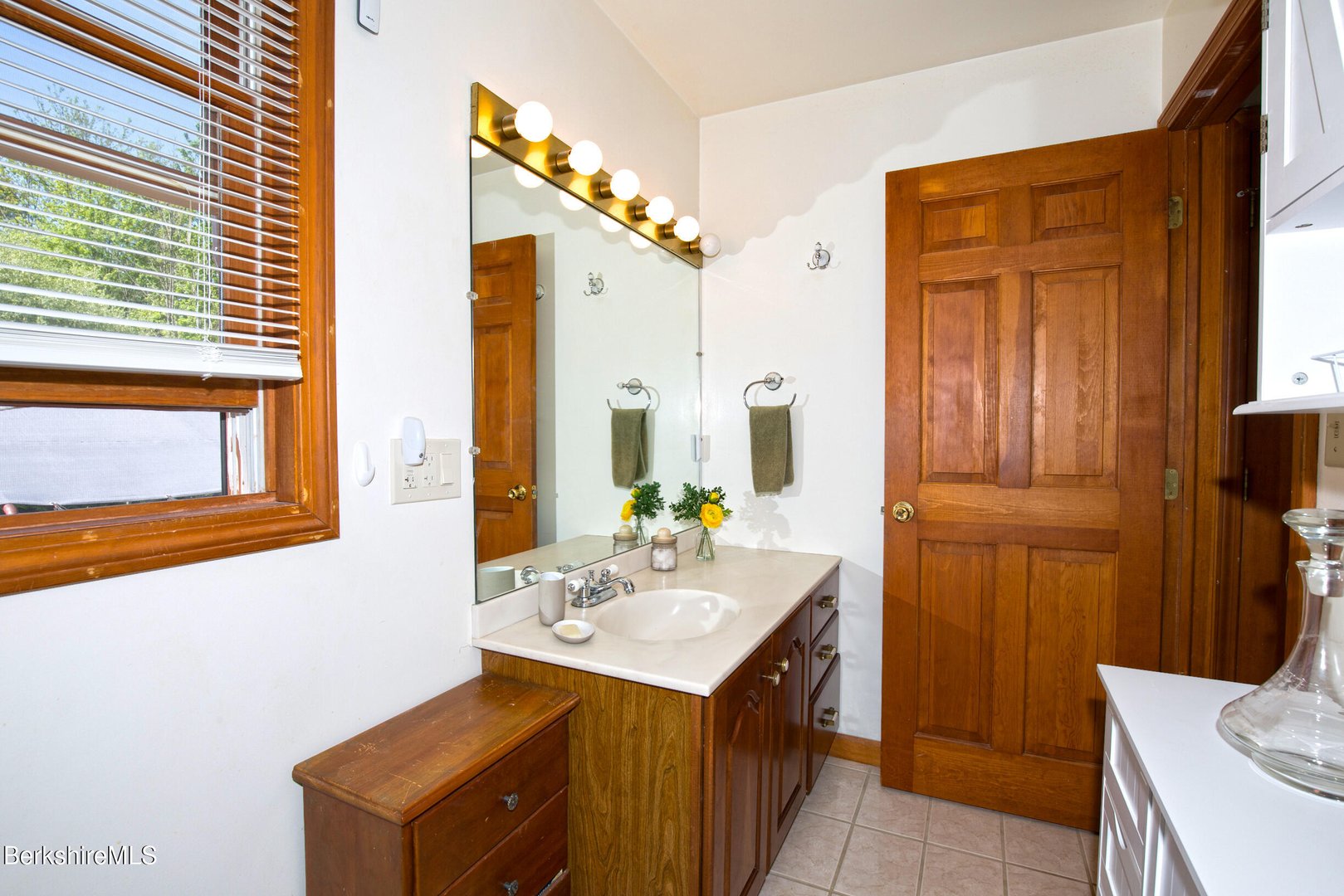 222 Brough Rd Photo 27