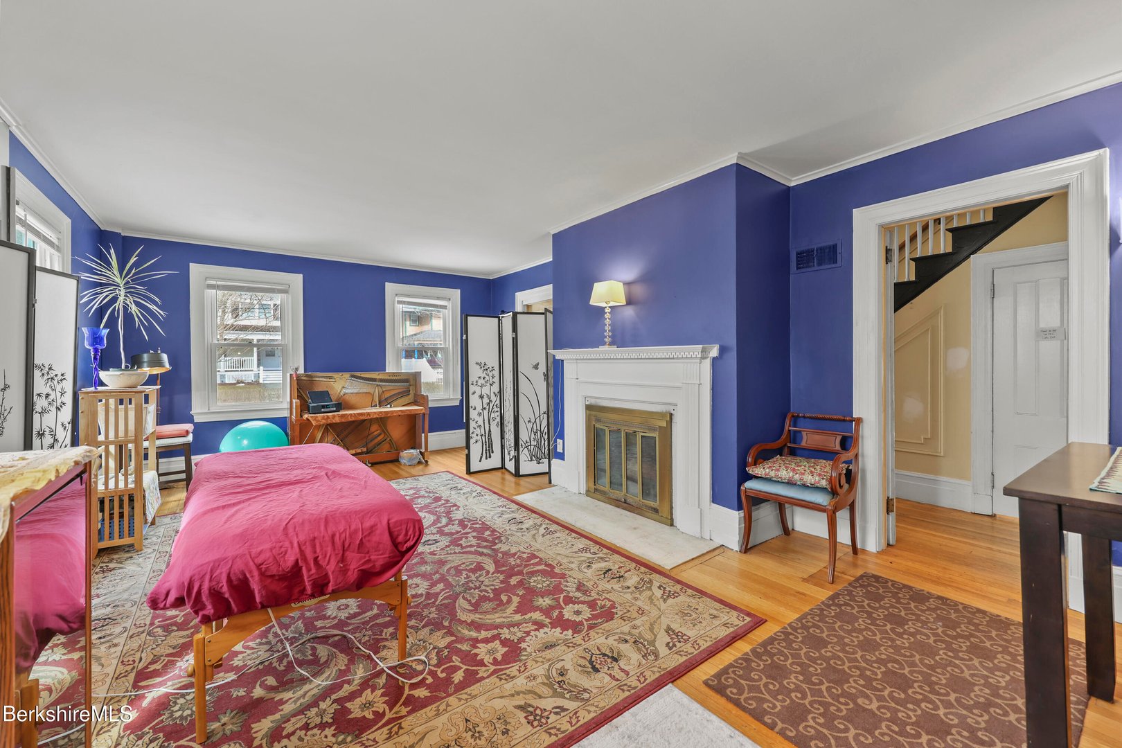 82 Cherry St Photo 4