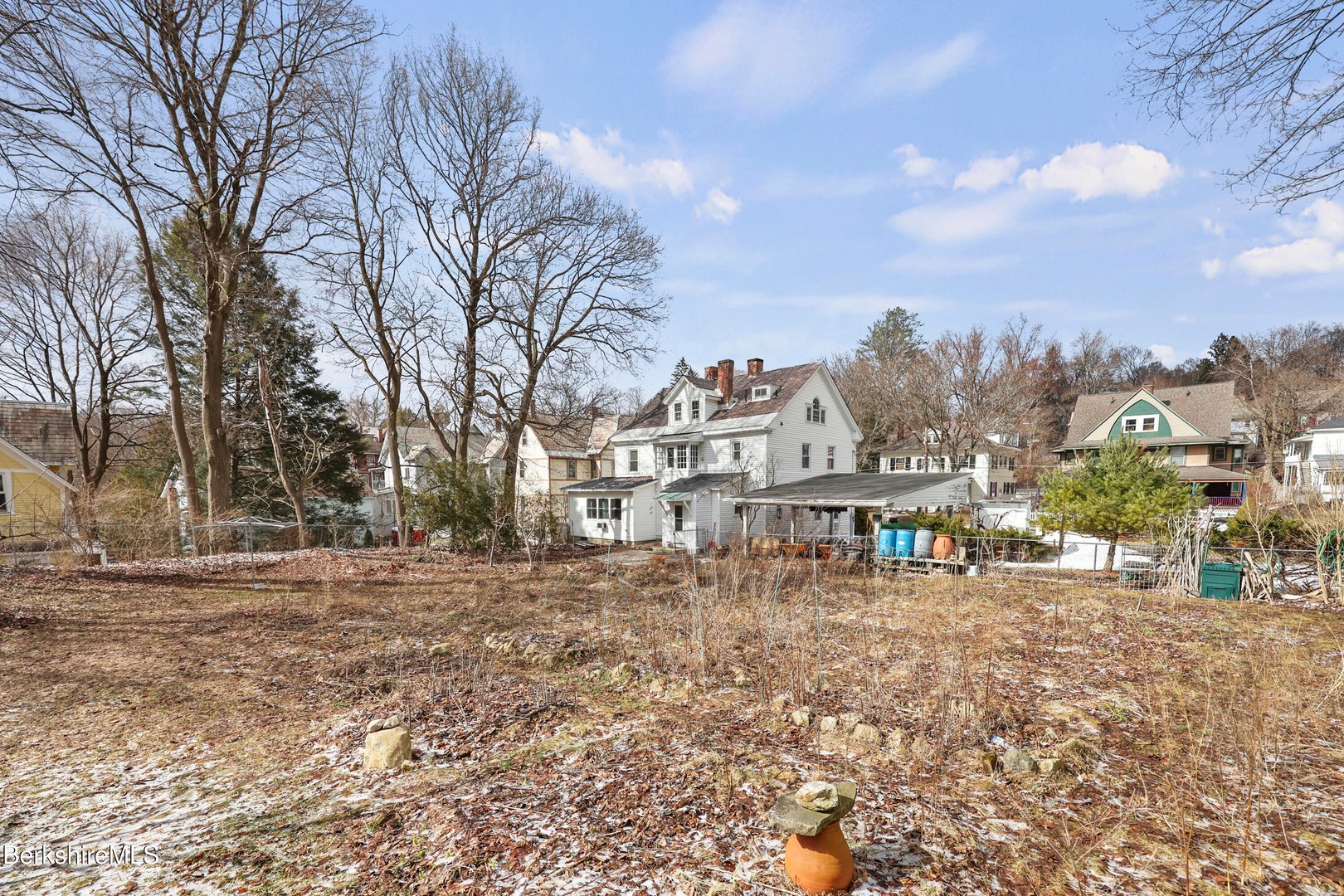 82 Cherry St Photo 51