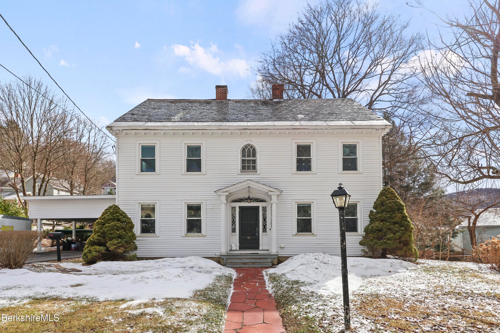 82 Cherry St Photo 1