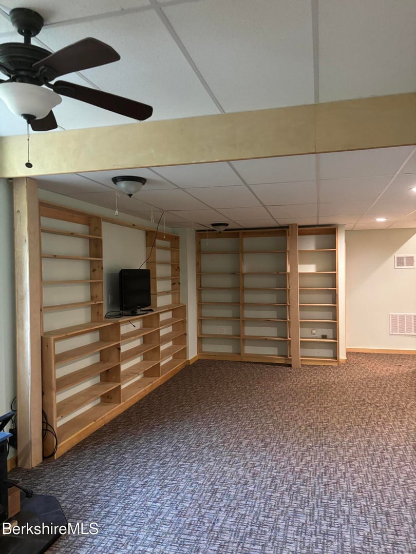 223 Silver Leaf Dr Photo 38