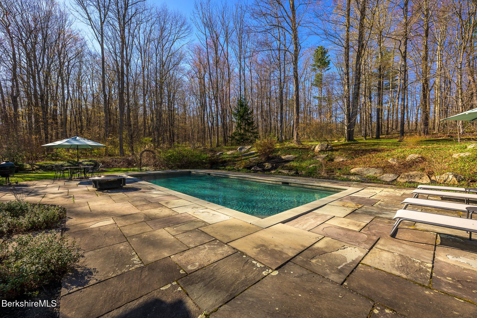140 Beartown Mountain Rd Photo 44