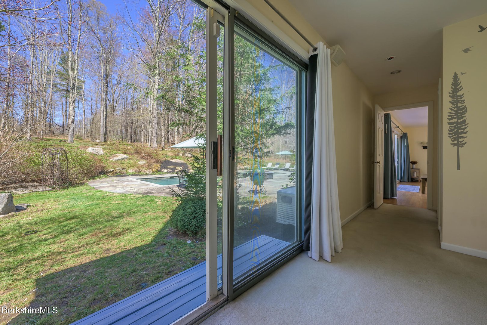 140 Beartown Mountain Rd Photo 16
