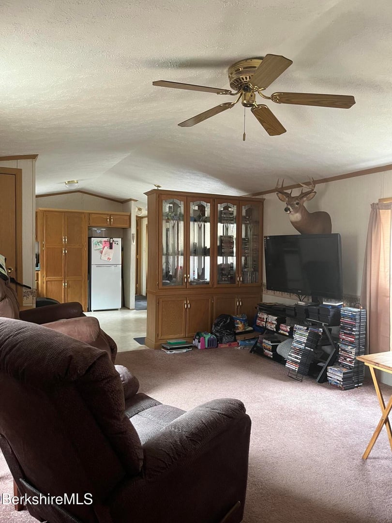 37 S South County Rd Photo 5