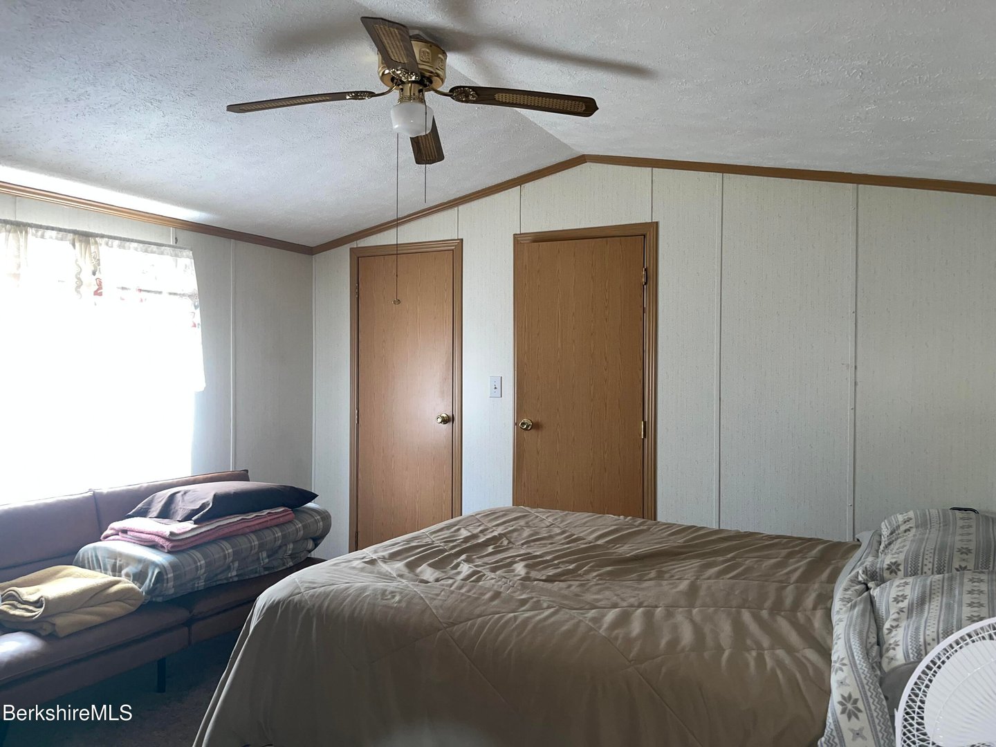 37 S South County Rd Photo 6