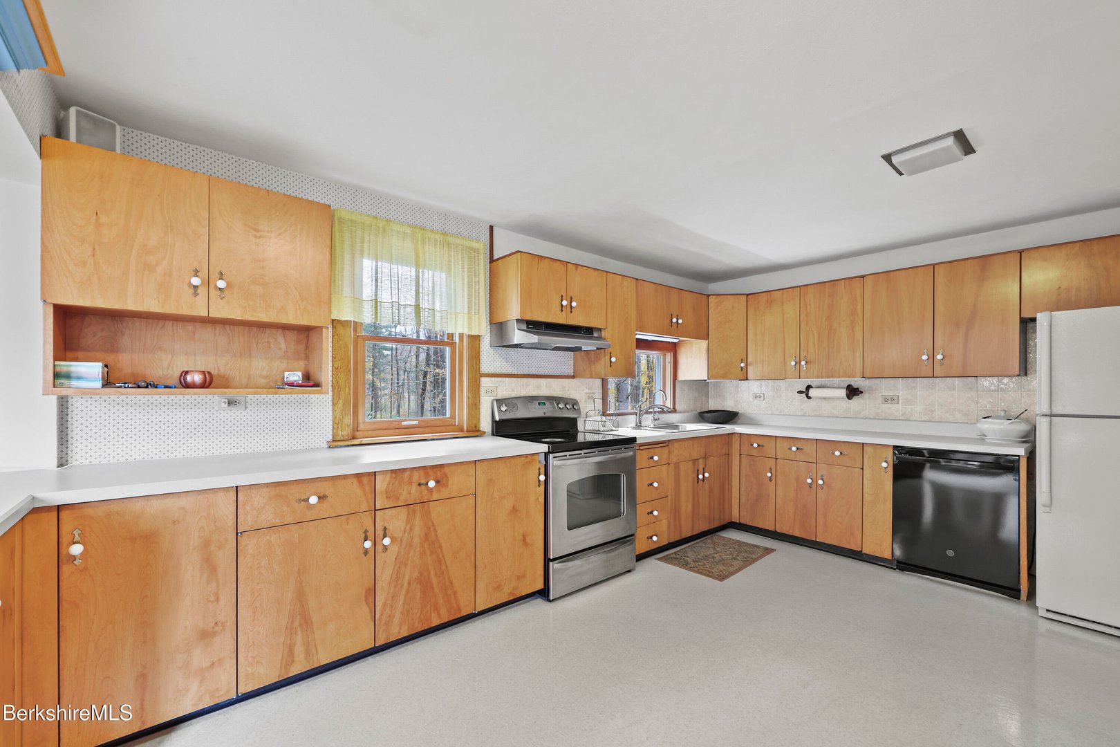 1772 Swamp Rd Photo 19