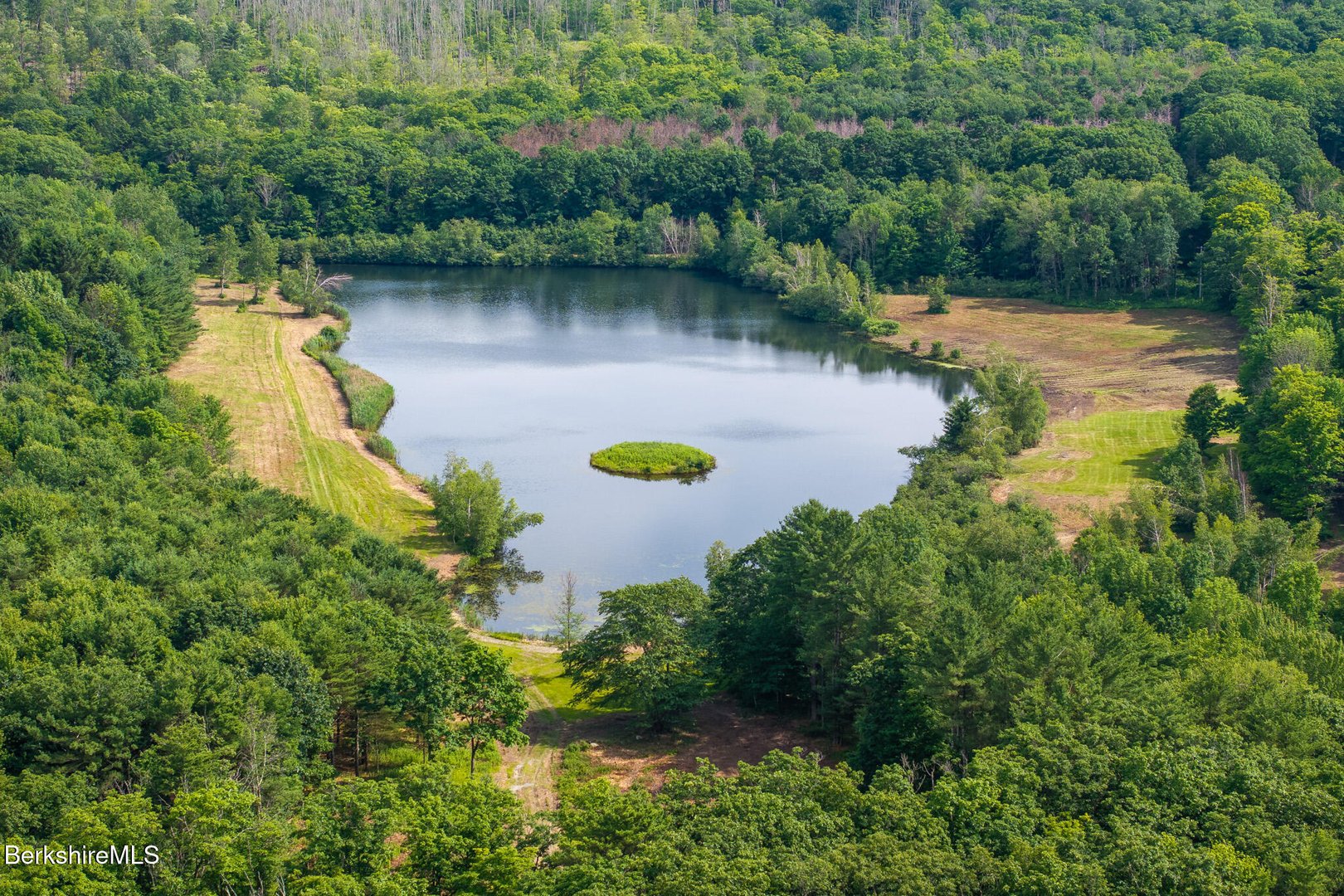 105 Norton Rd Photo 5