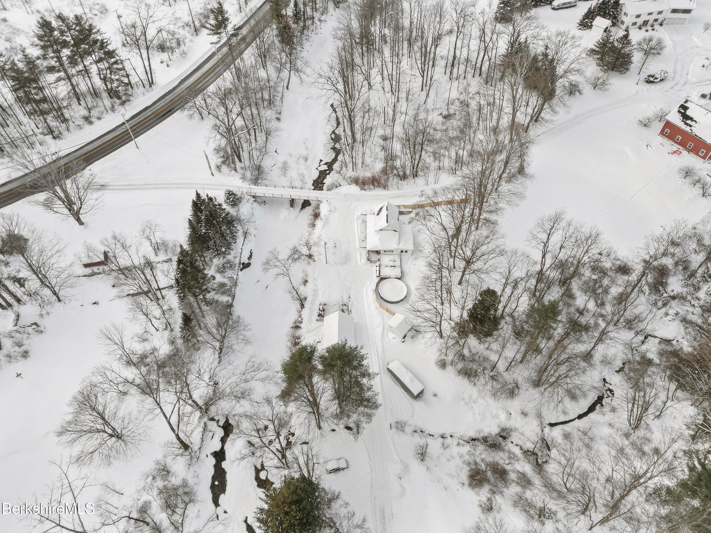 624 River Rd Photo 35