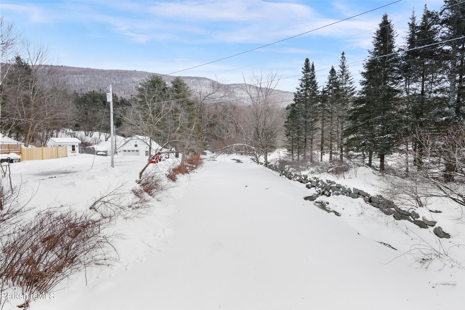 624 River Rd Photo 29