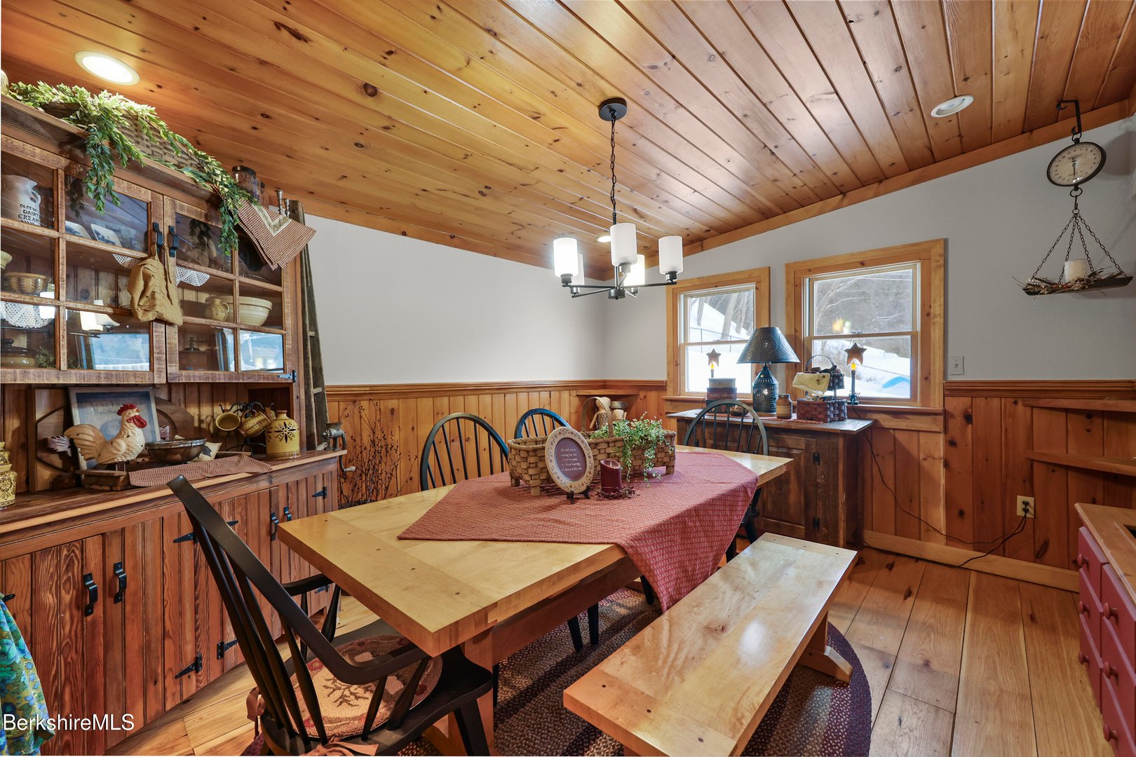 624 River Rd Photo 11