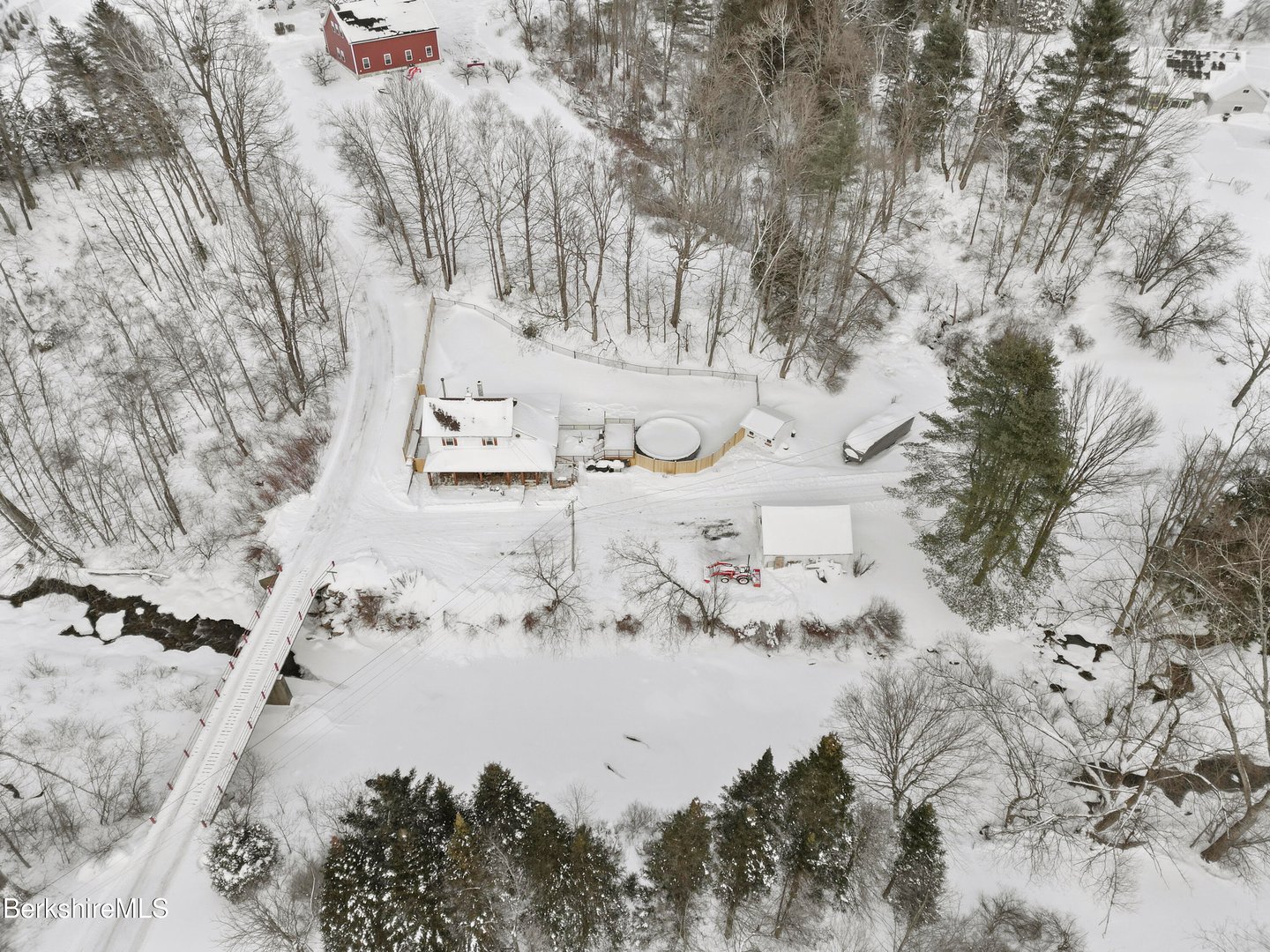 624 River Rd Photo 34