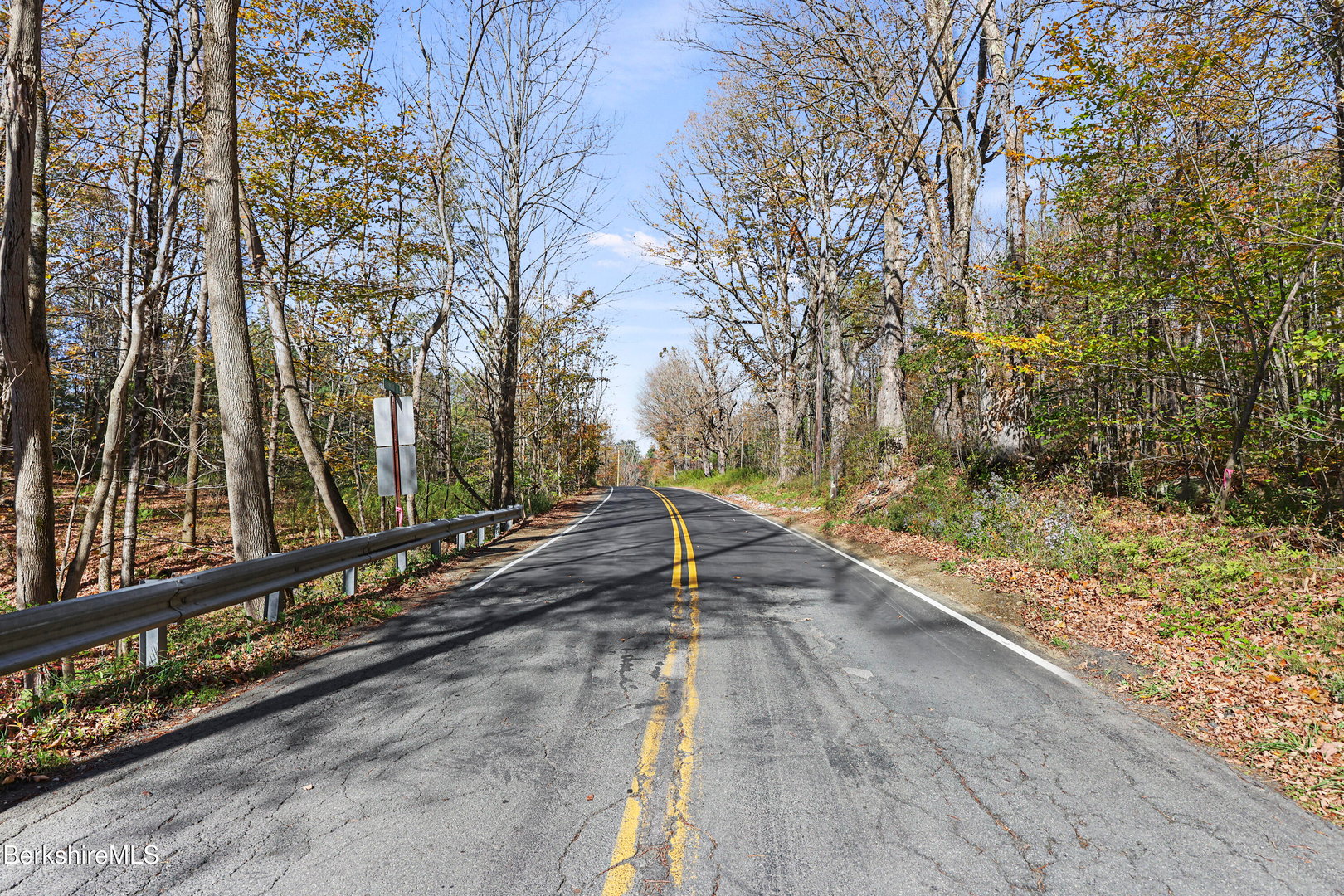 14 & 15 George Schnopp Rd Photo 3