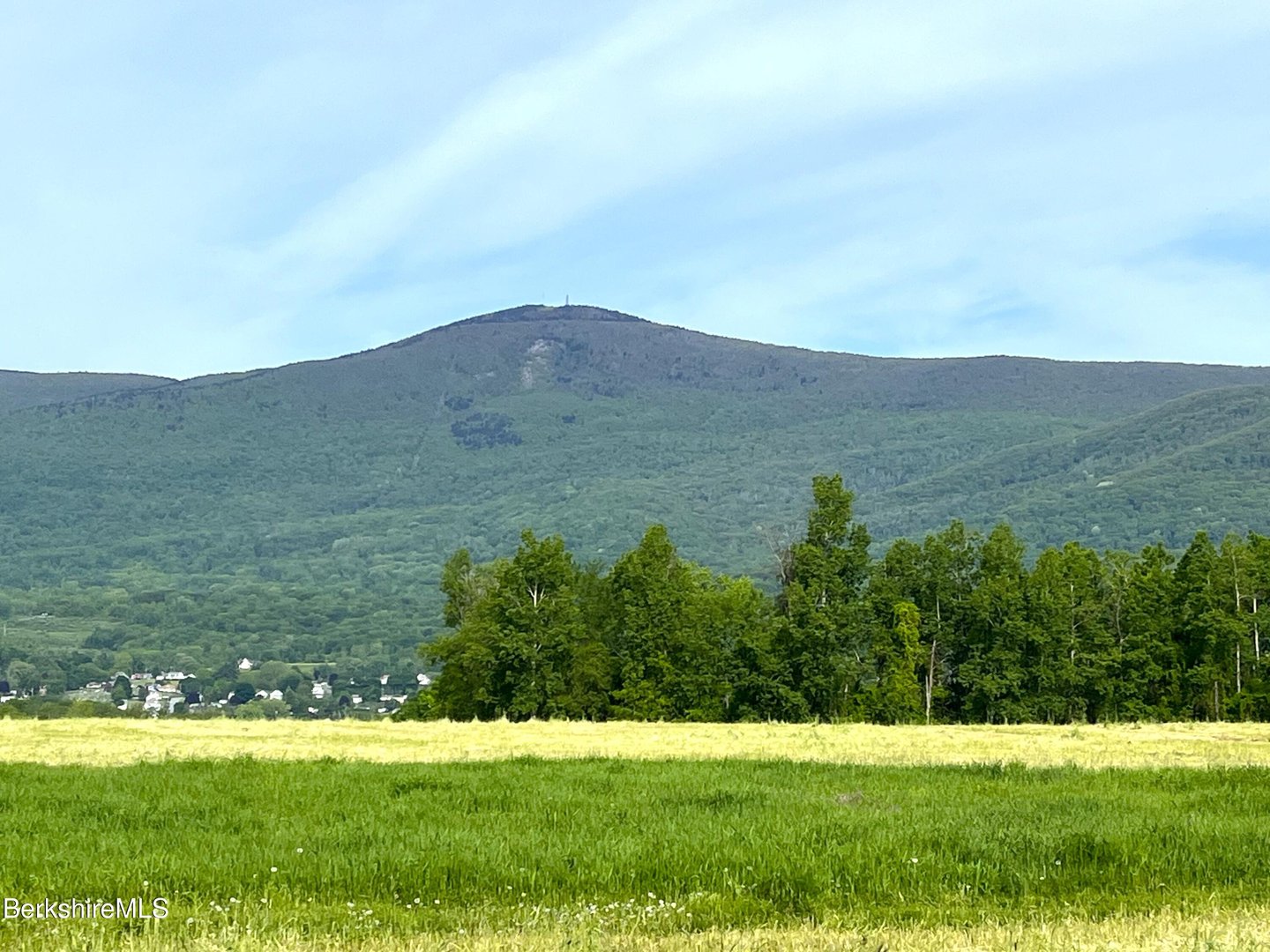 128 E Hoosac St Photo 7