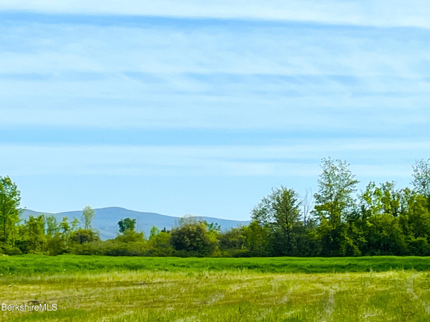 128 E Hoosac St Photo 10