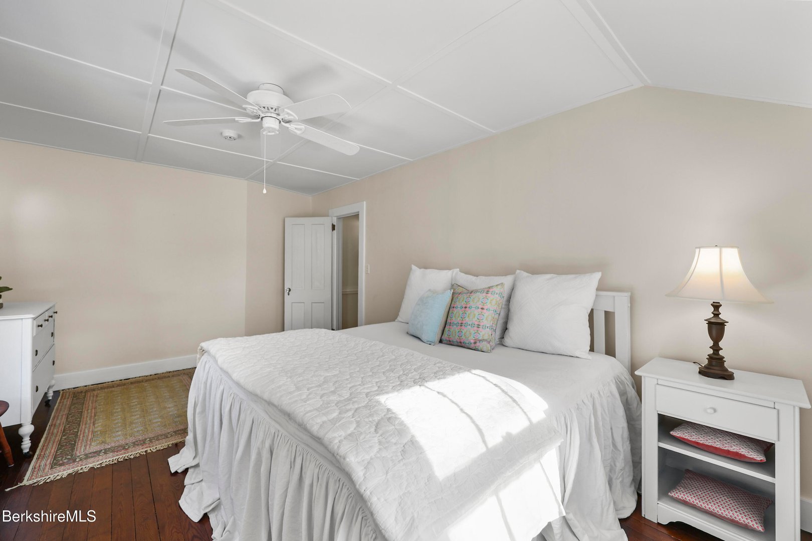 20 Sheffield Egremont Rd Photo 45