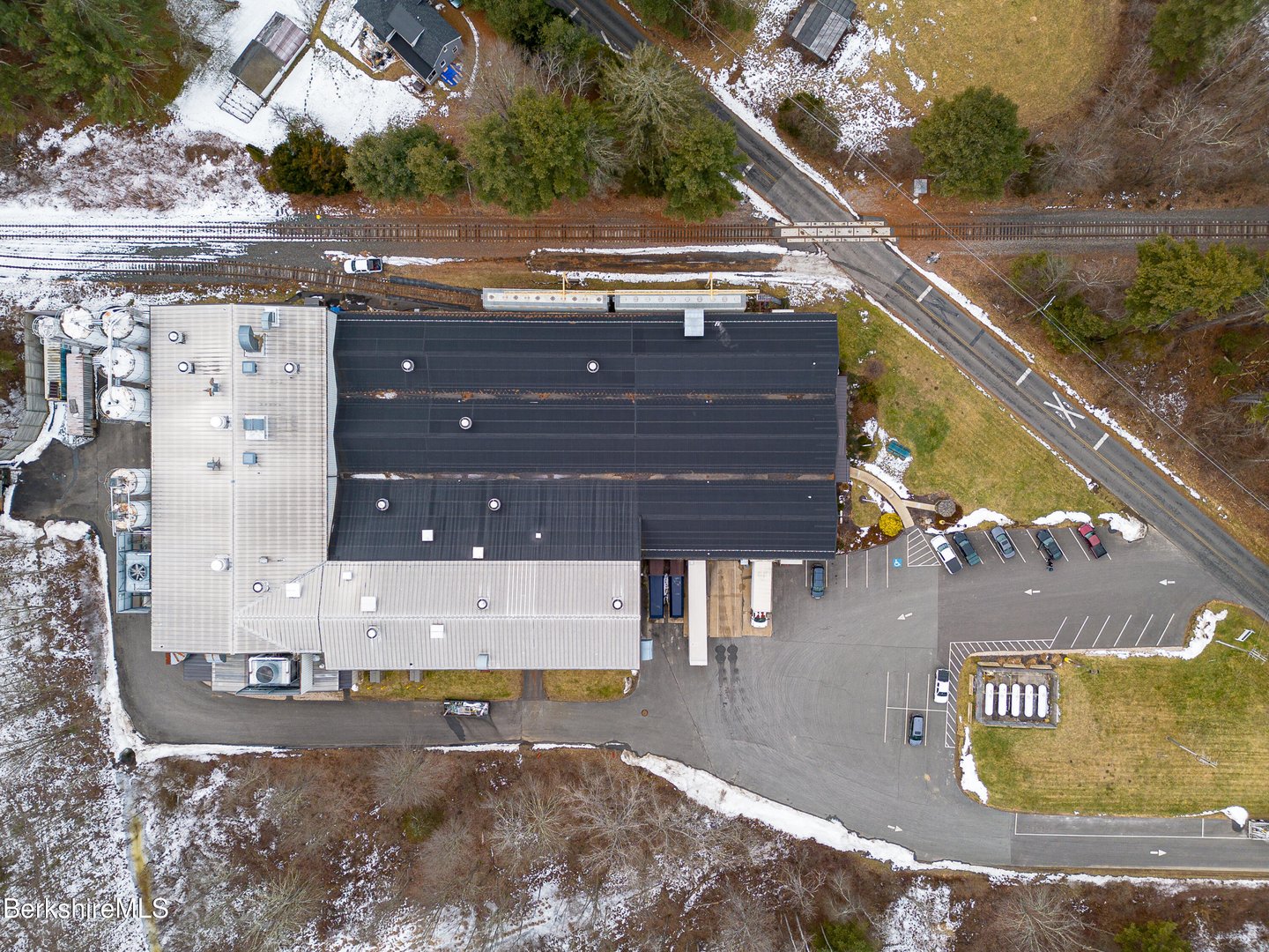 113 Silver St Photo 4