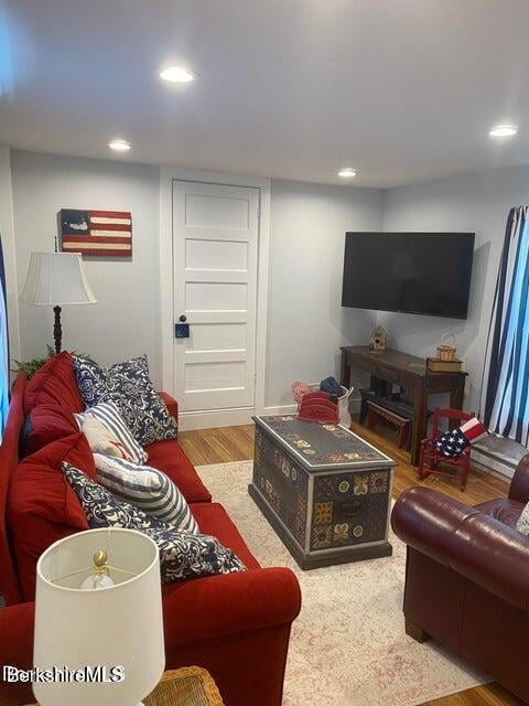 31 St Ann's Ave Photo 20