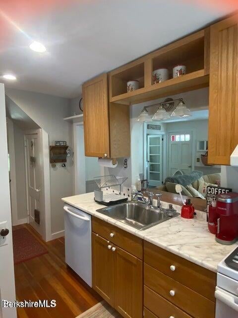 31 St Ann's Ave Photo 10