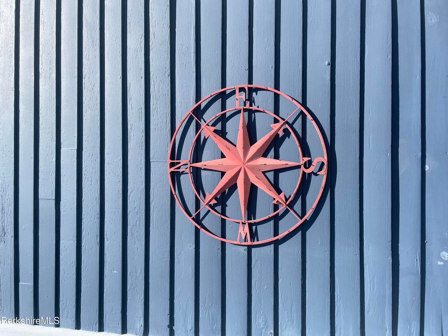 31 St Ann's Ave Photo 6