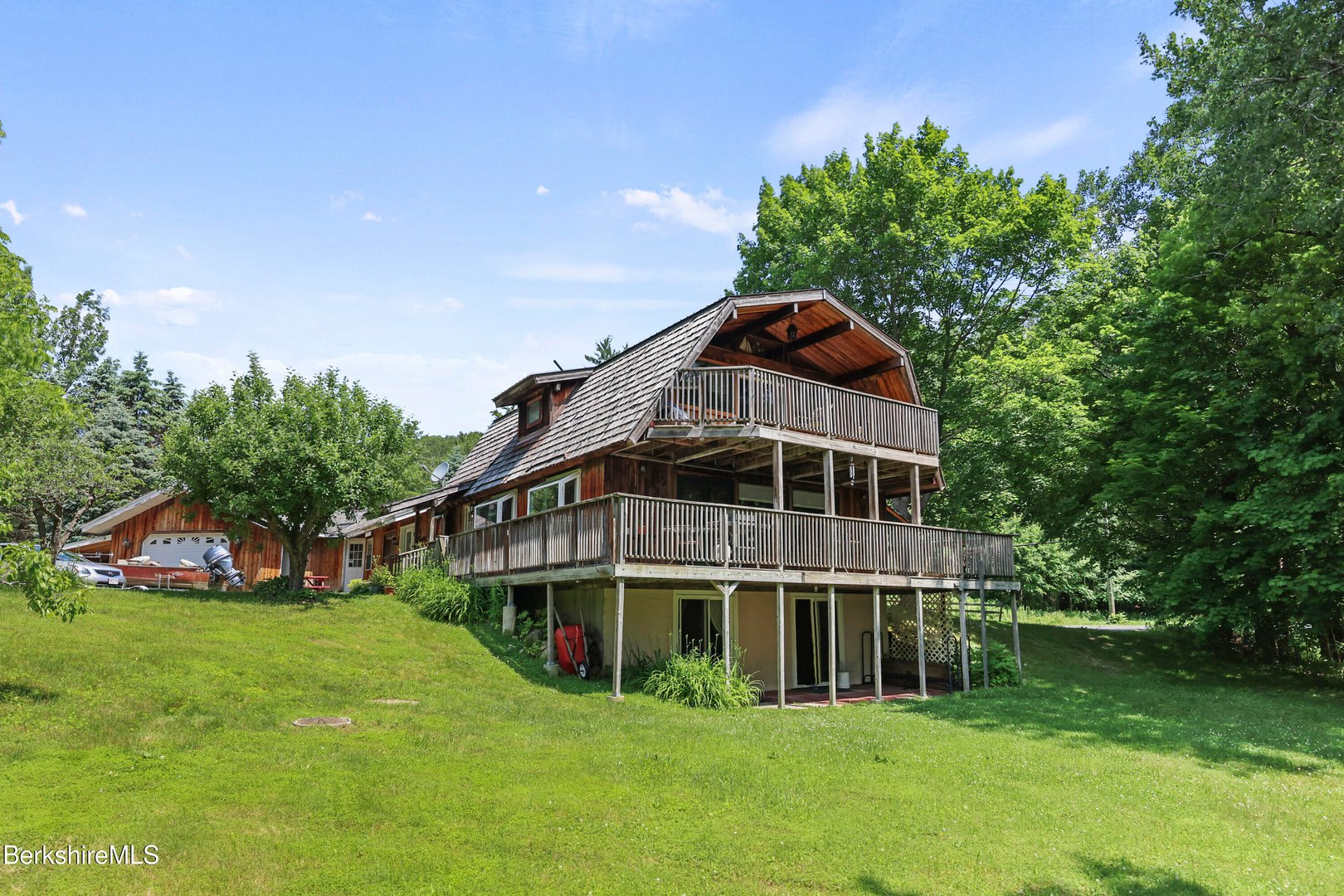 3949 Jacobs Ladder Rd Photo 3